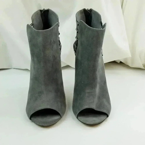 Steve Madden 8.5M Lola Gray Suede Back Zip Open Toe Vented Side Ankle Boots Heel - Picture 10 of 12